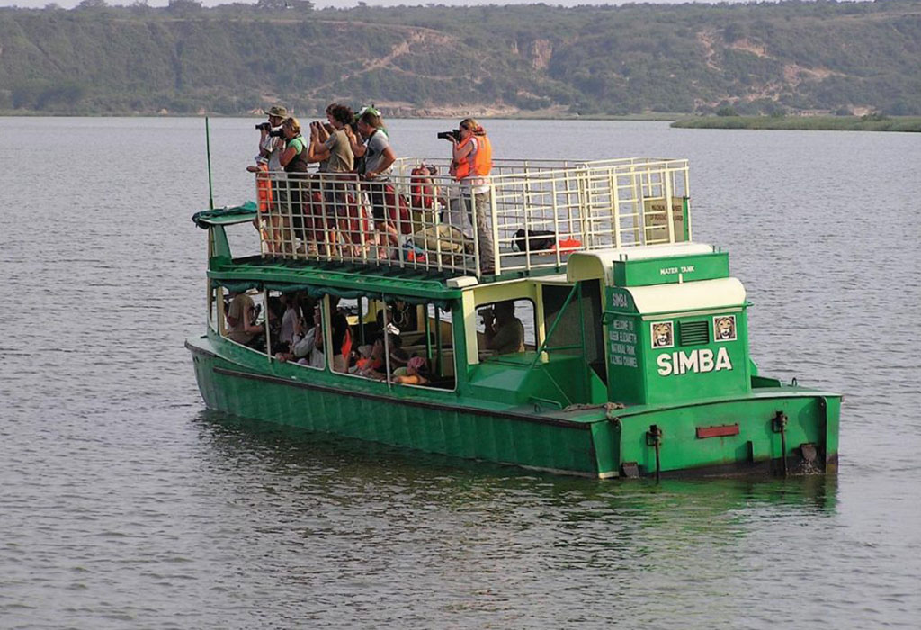 Boat cruise on the Kazinga Channel
